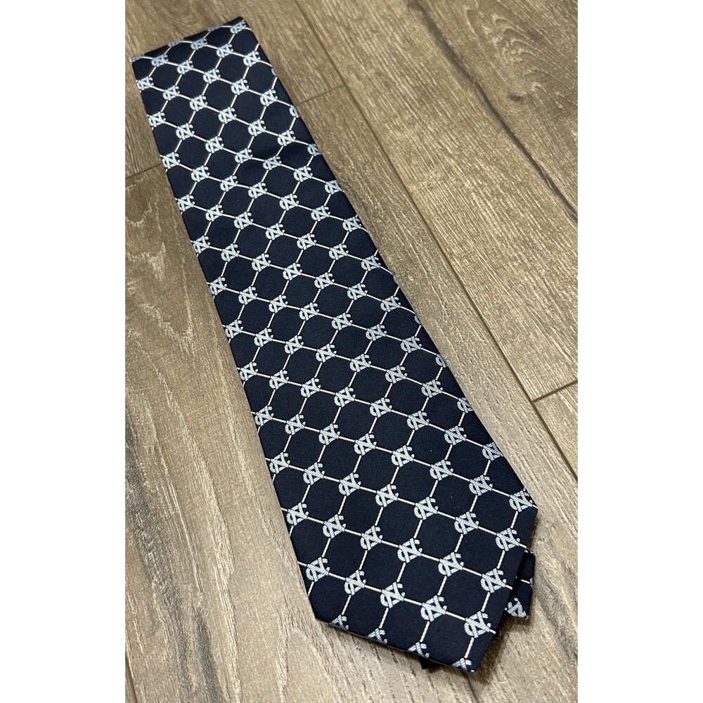 UNC Tar Heels Neck Tie North Carolina Logo Silk Eagles Wings